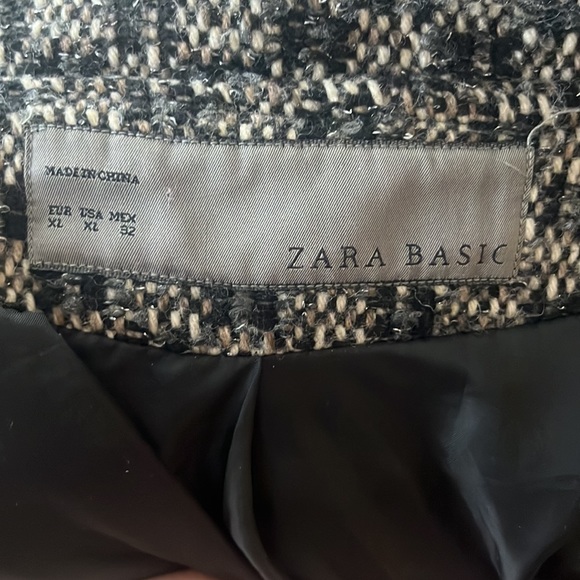 Woven Zara Belted Long Coat - Picture 4 of 5